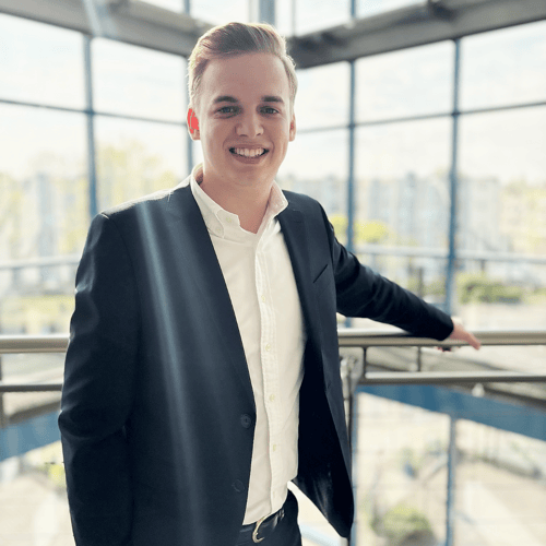 Jonas Zweyrohn wird Geschäftsführer der FP Digital Business Solutions GmbH